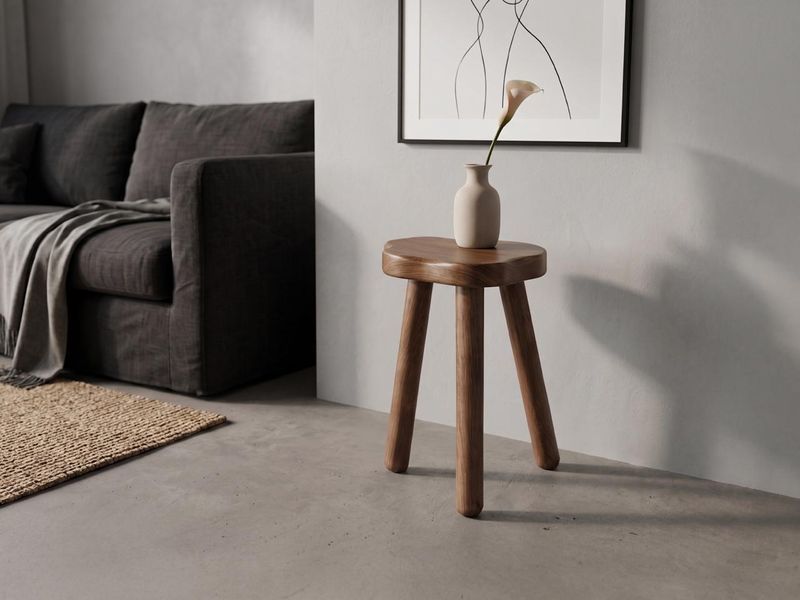 Round wooden stool Pebble &Oslash;20 cm, height 20 cm, solid oak - black