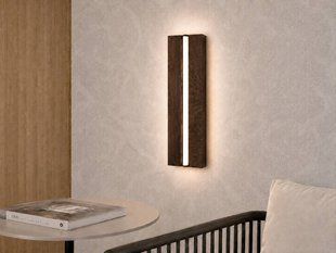 Настінне лінійне бра з дуба з LED-підсвіткою, універсальне, колір: Грецький горіх 3846-Wal фото